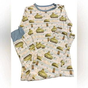 🧸 Little Snuggles 2 piece boys paja size 8T🧸 L/11